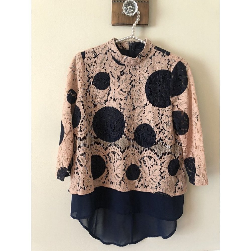 Anthropologie HD in Paris Womens Size 0 Pink Layered Lace Top Blue Dots